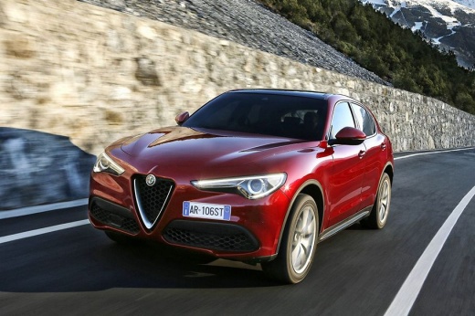 ALFA ROMEO І ABARTH СВЯТКУЮТЬ НАГОРОДУ «QATAR CAR OF THE YEAR» 2019